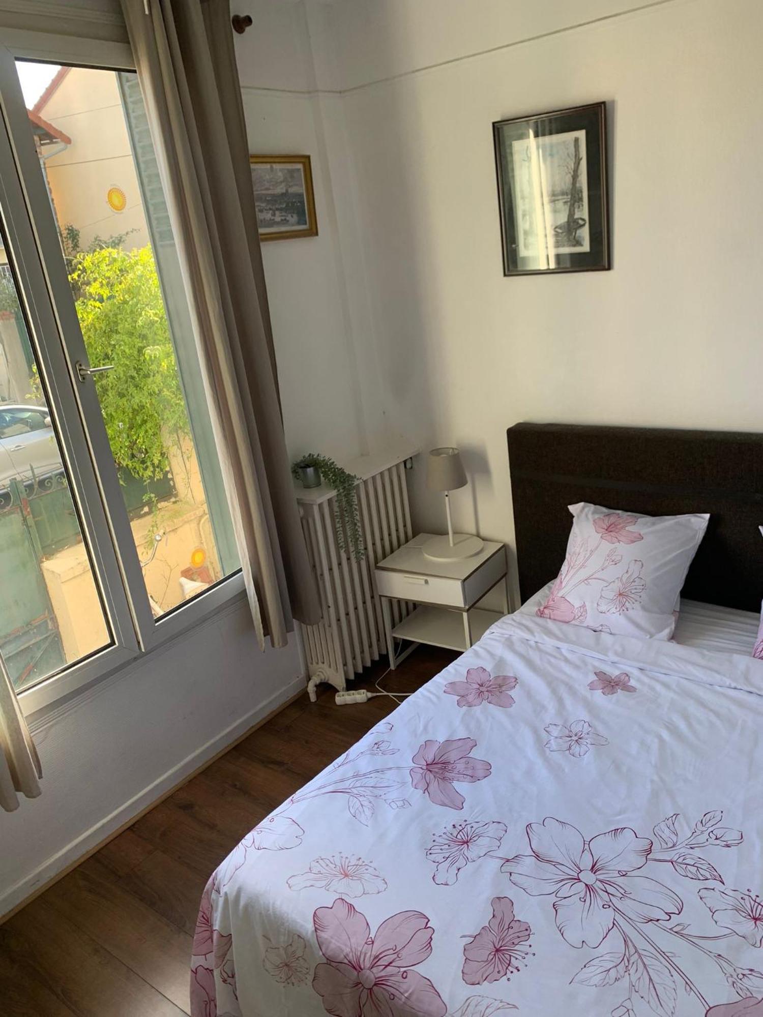 Grand Appartement Avec Terrasse & Jardin A 5 Minutes De Paris Cachan Exterior photo